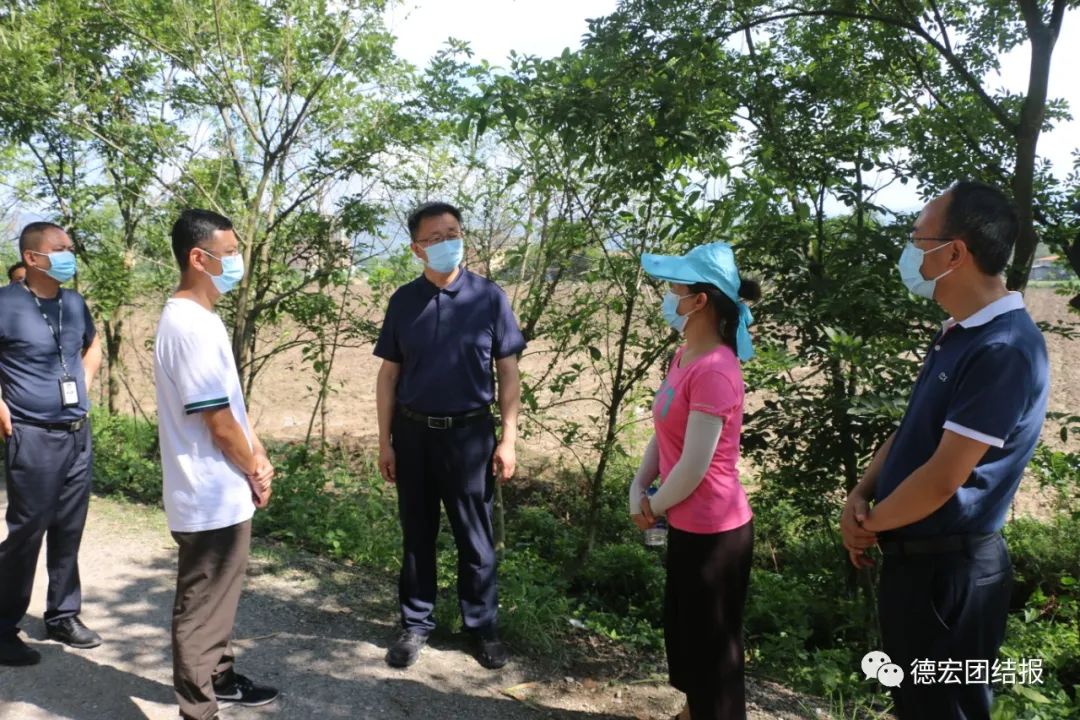 姜山深入瑞丽边境一线督导疫情防控